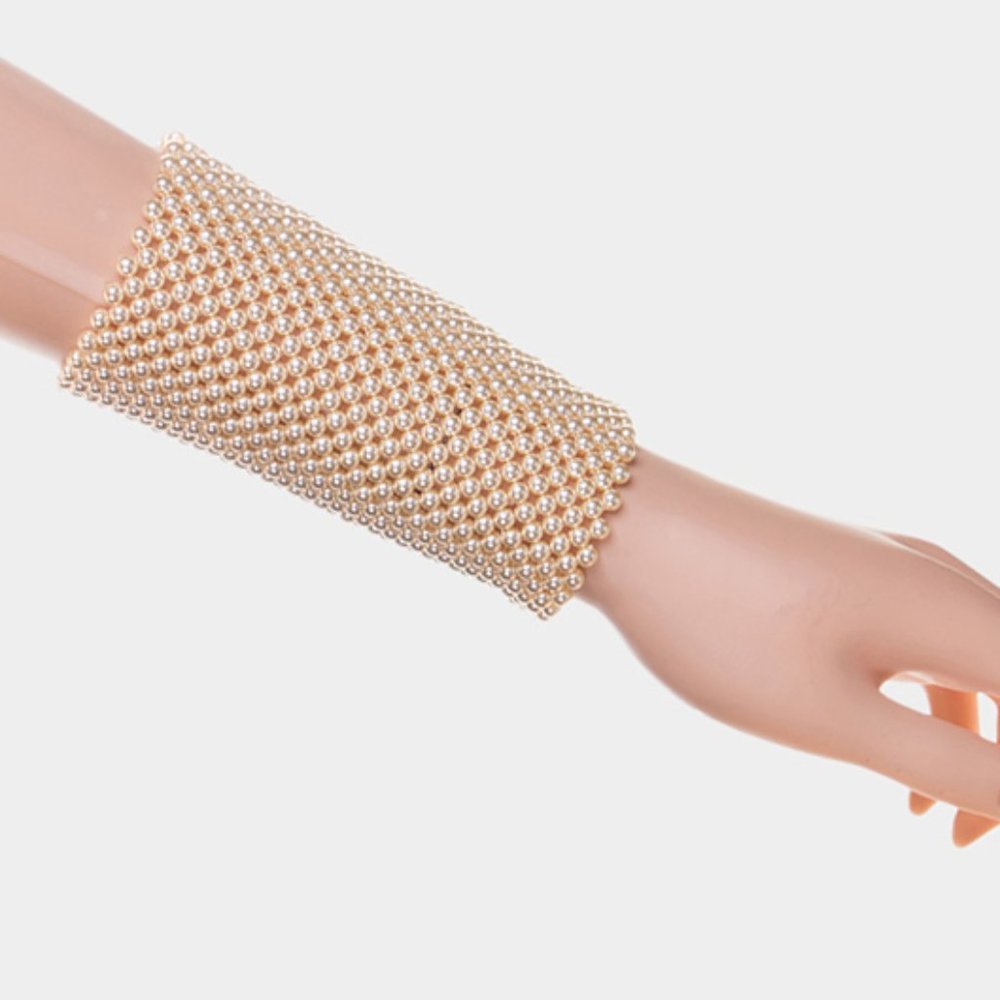 WIDE PEARL BRACELET